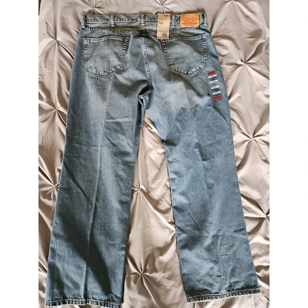 Levi's 559 Jeans Straight Leg Relaxed Fit Medium Wash Blue Denim Mens 42x30 NWT